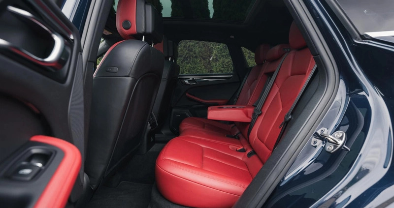Porsche Macan cena 159999 przebieg: 127366, rok produkcji 2017 z Wojkowice małe 742